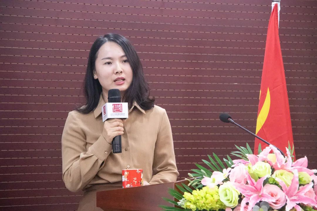 杨丹丹律师