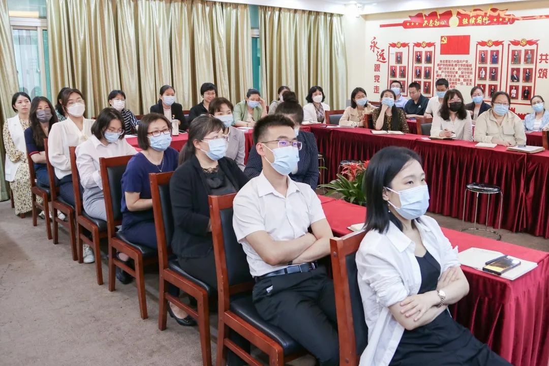 执业律师 执业律师