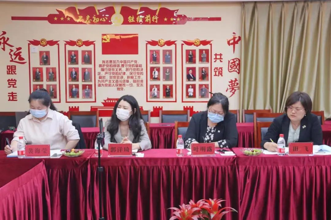 律师 律师