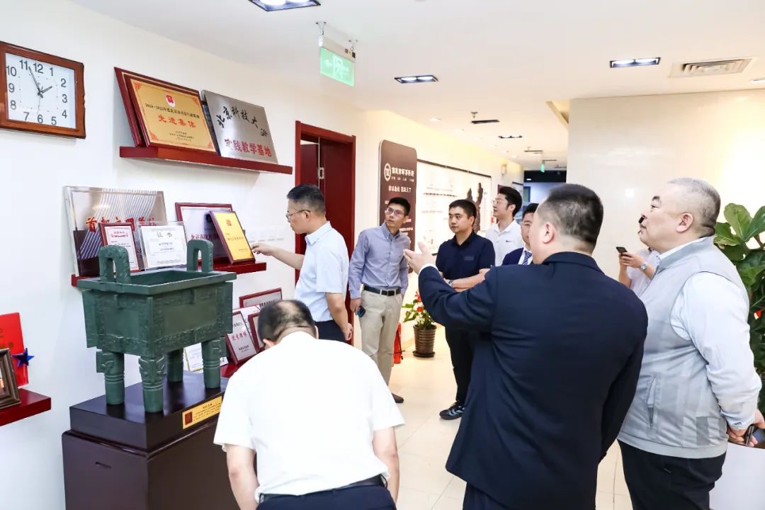 信凯 信凯